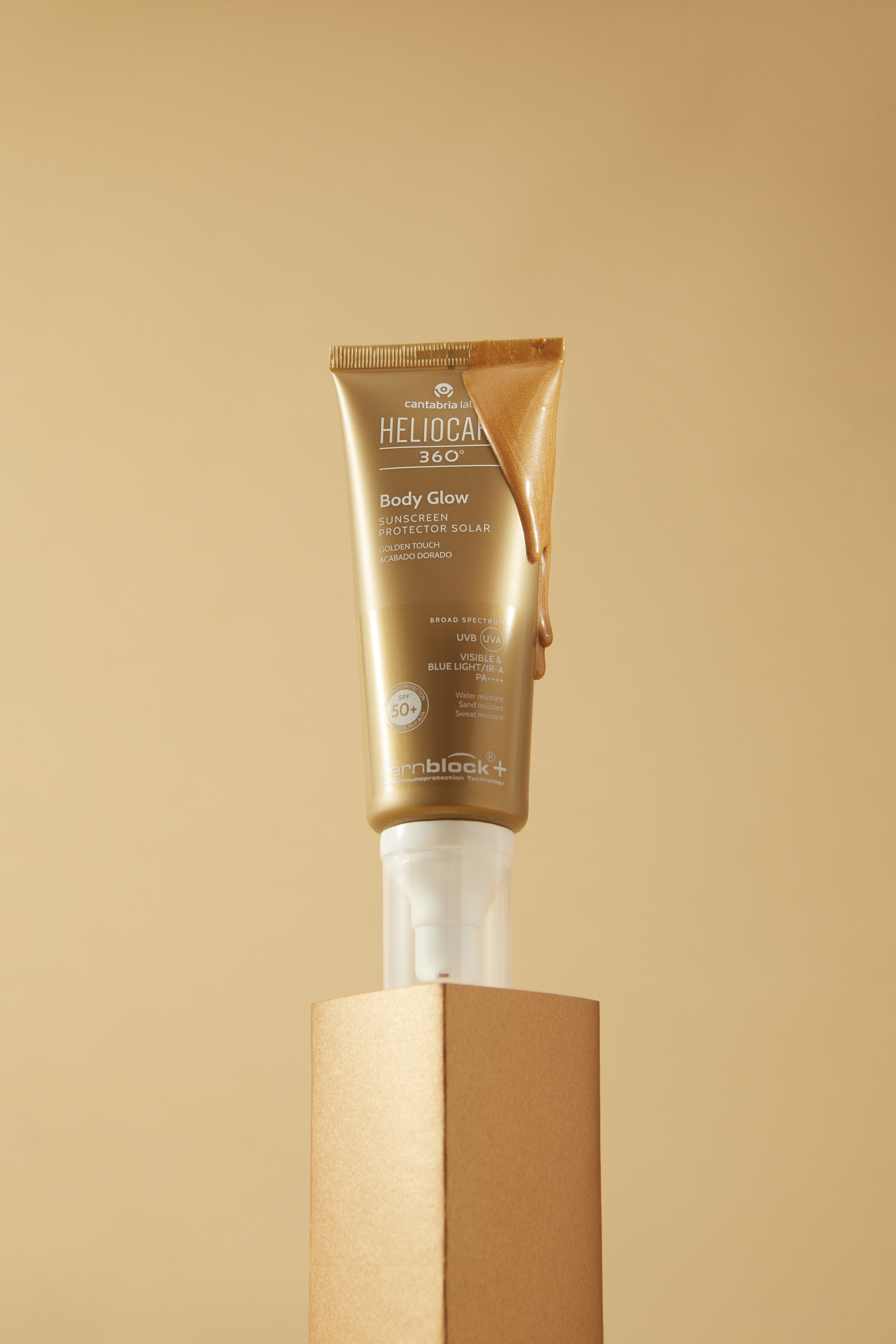 Heliocare 360 SPF50 mirdzošs ķermeņa aizsargkrēms